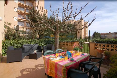 Rnet Port Estrella 8 - carbon neutral hotel in Roses