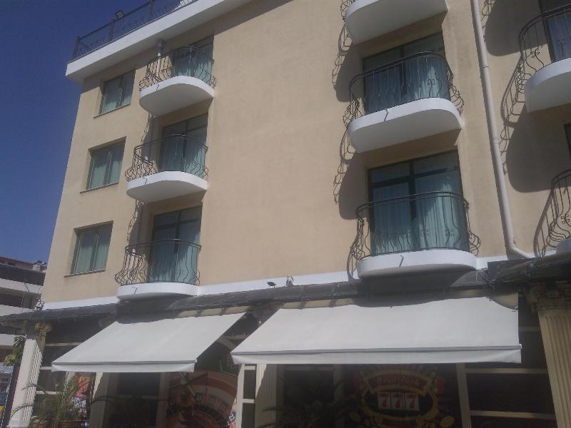 Spa Hotel Bats in Petrich, Bulgaria