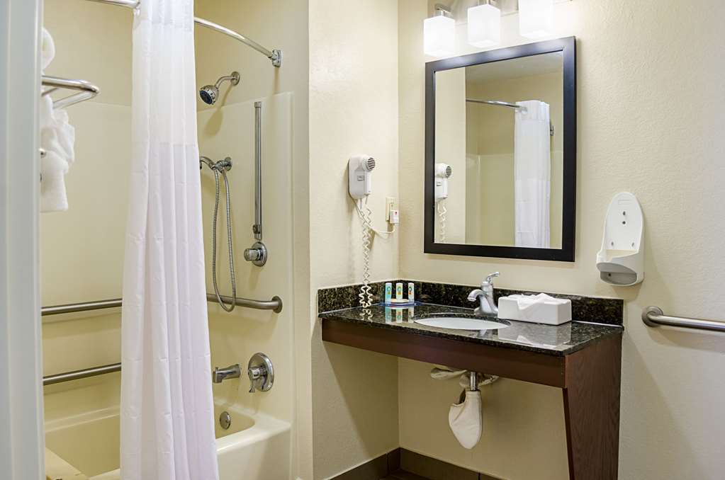 Quality Inn Vicksburg - photo 23