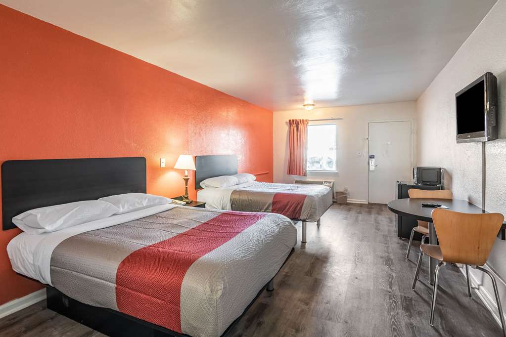 Motel 6 Portsmouth VA - photo 15