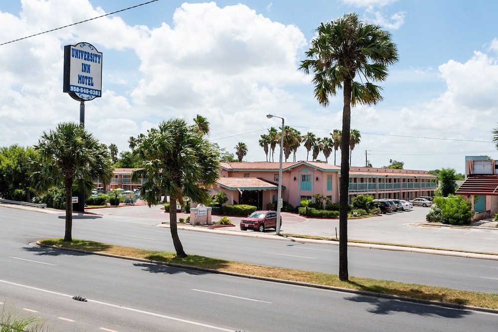 University Inn & Suites — hotel in Brownsville