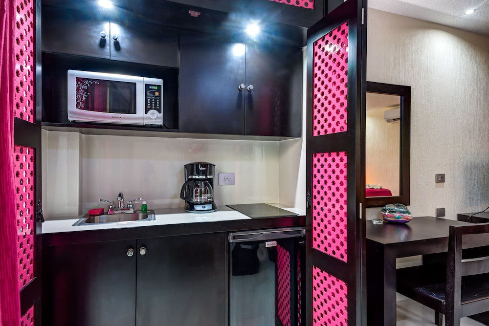 Private kitchenette