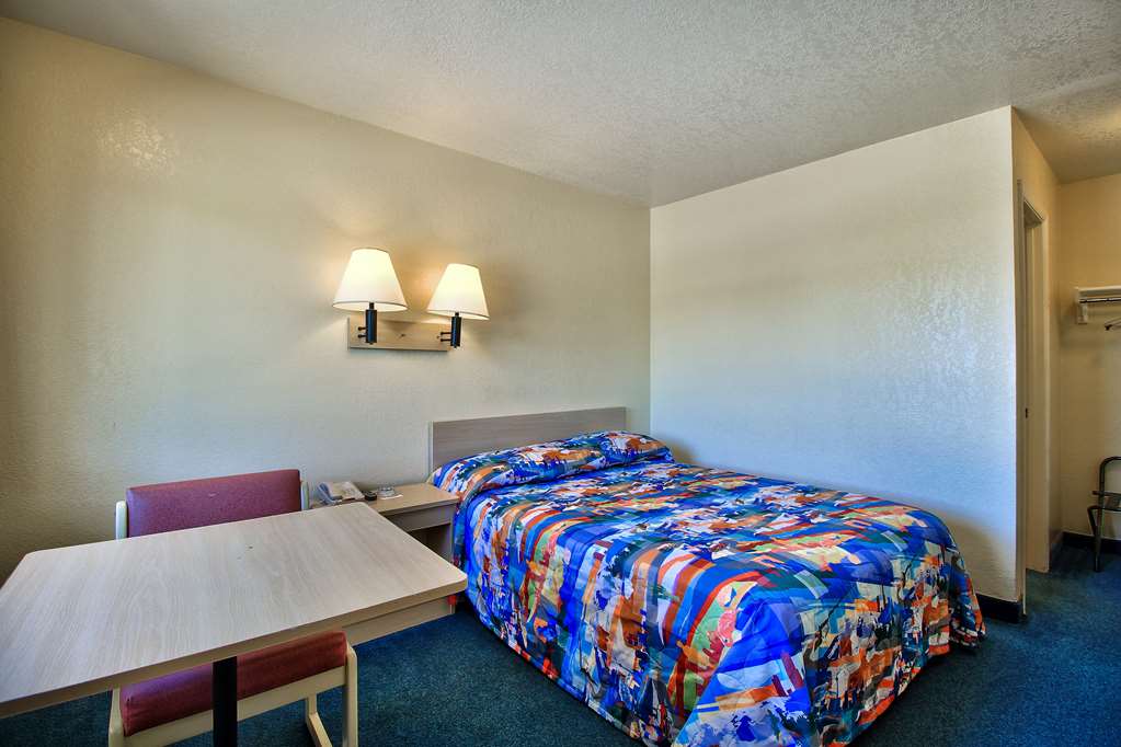 Motel6 Nogales AZ Mariposa Road - photo 18