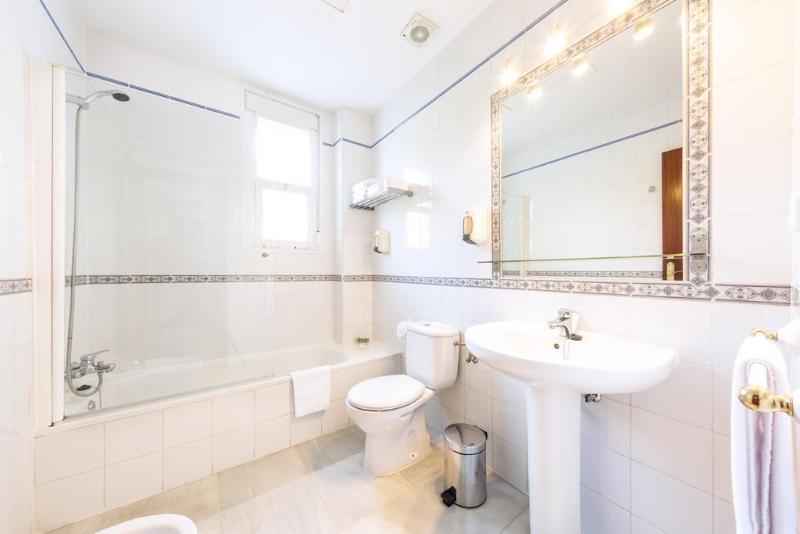 Leflet Gran Avenida in Coria Del Rio, Spain