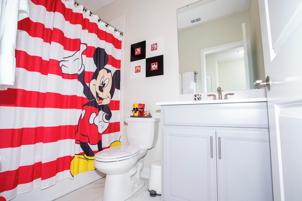 Gorgeous 5 Bd Home Close to Disney Storey Lake Resort 2734 - photo 34