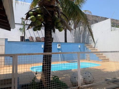 Área de lazer com piscina — hotel in Umuarama