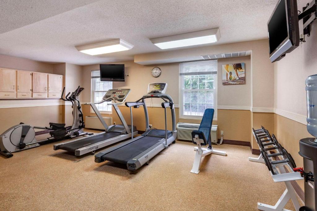 MainStay Suites Foxboro Mansfield - photo 13