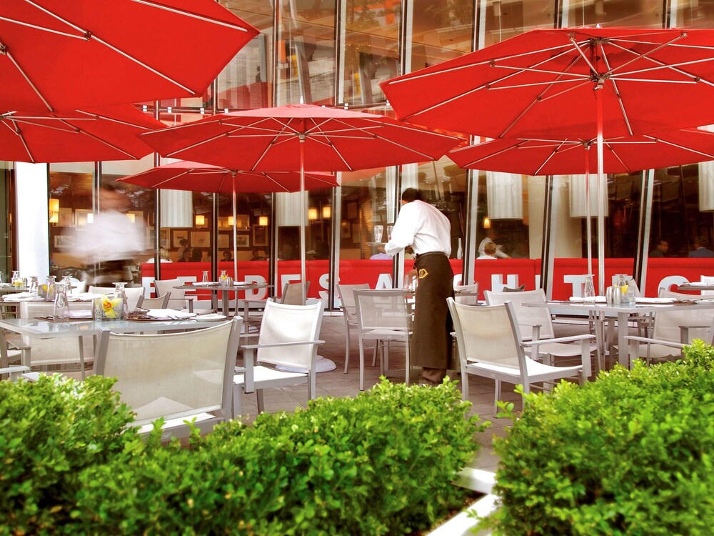 Sofitel Chicago Magnificent Mile - photo 33