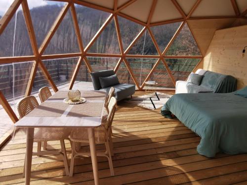 Le dôme géodésique - carbon neutral hotel in Unknown City