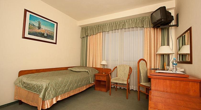 Hotel Accademia — Ostrowiec Swietokrzyski — photo 5