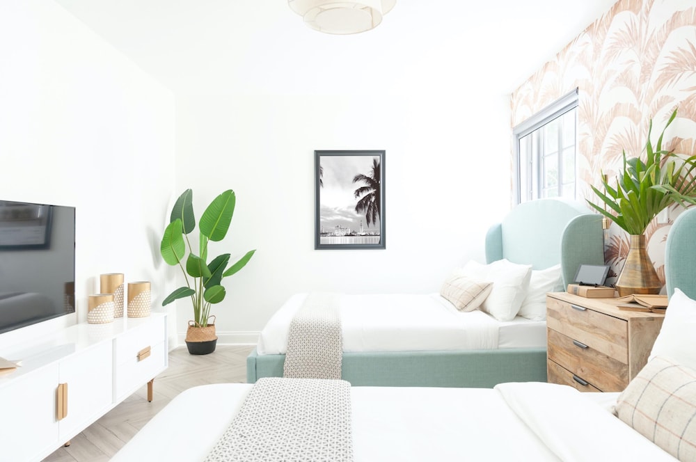 Luxuri Suites - photo 35