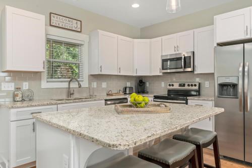 All Summer Long by Oak Island Accommodations - photo 10