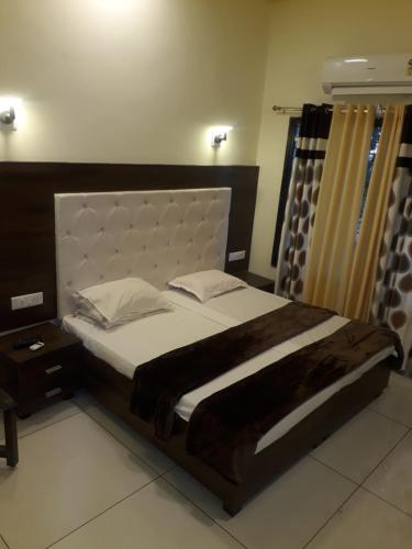 Stay Inn Hotel & Resort — Modasa — photo 5
