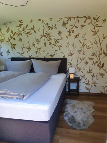 Landhaus Dornau Apartments — 4-Star Luxury Hotel in Mayrhofen, Austria