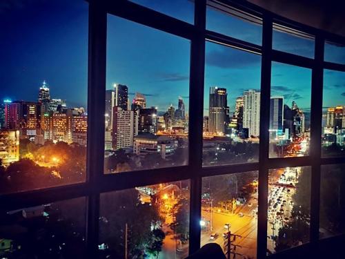Lumpini Suite Phetchaburi Makkasan