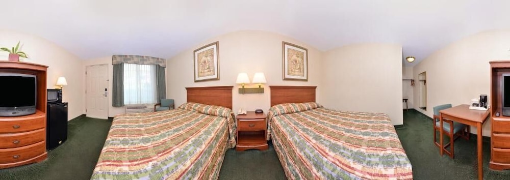 Tower Inn And Suites Of Guilford Madison - photo 3