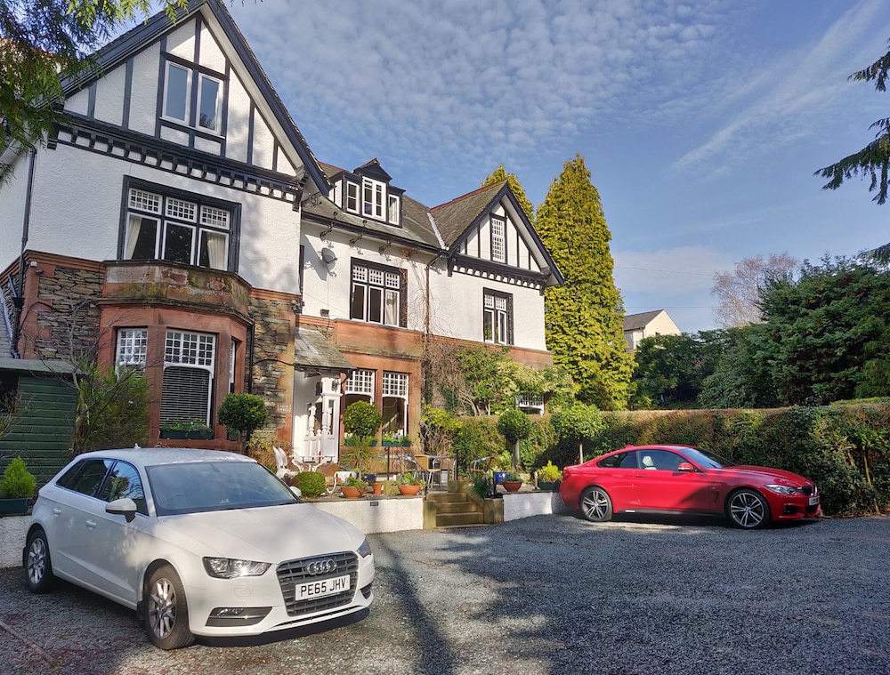 Dene House — 4-Star Luxury Hotel in Windermere, United Kingdom