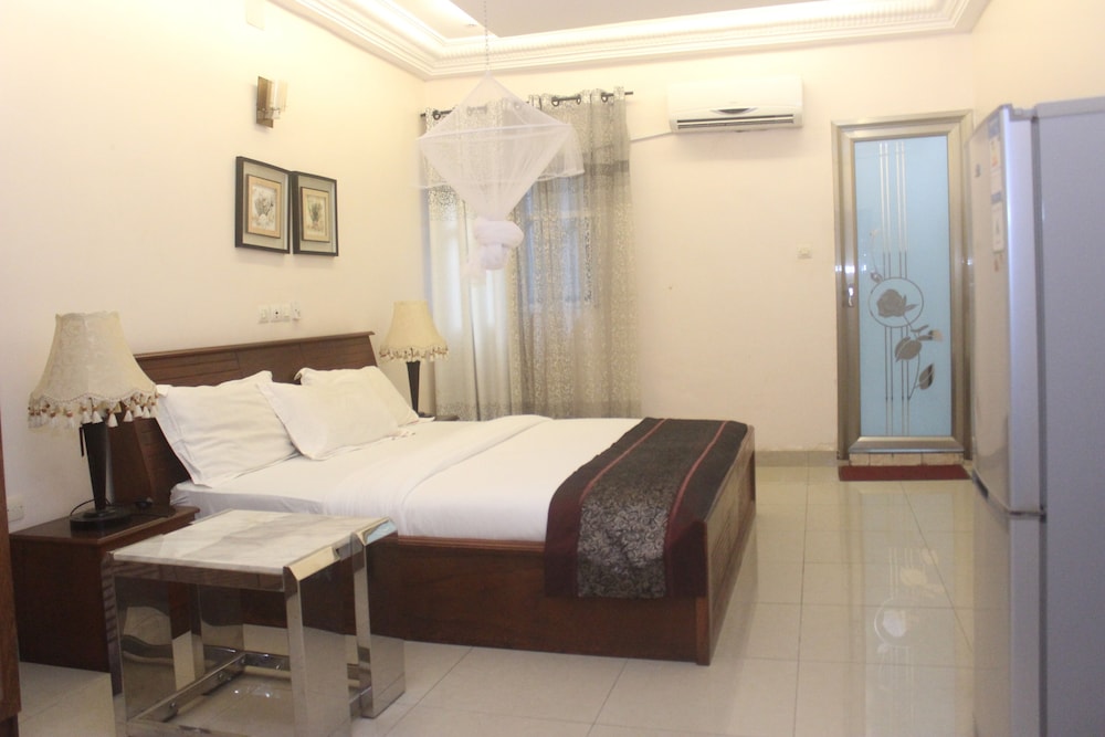Beautiful Gate Hotel - last minute hotel in Cotonou