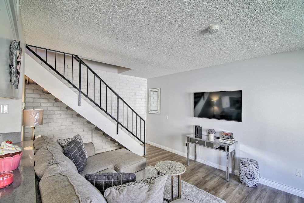 Palm Desert Resort style Living: Dog Friendly - photo 13