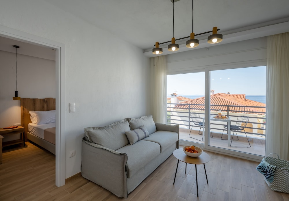 Aiora Suites — Polygyros — photo 3
