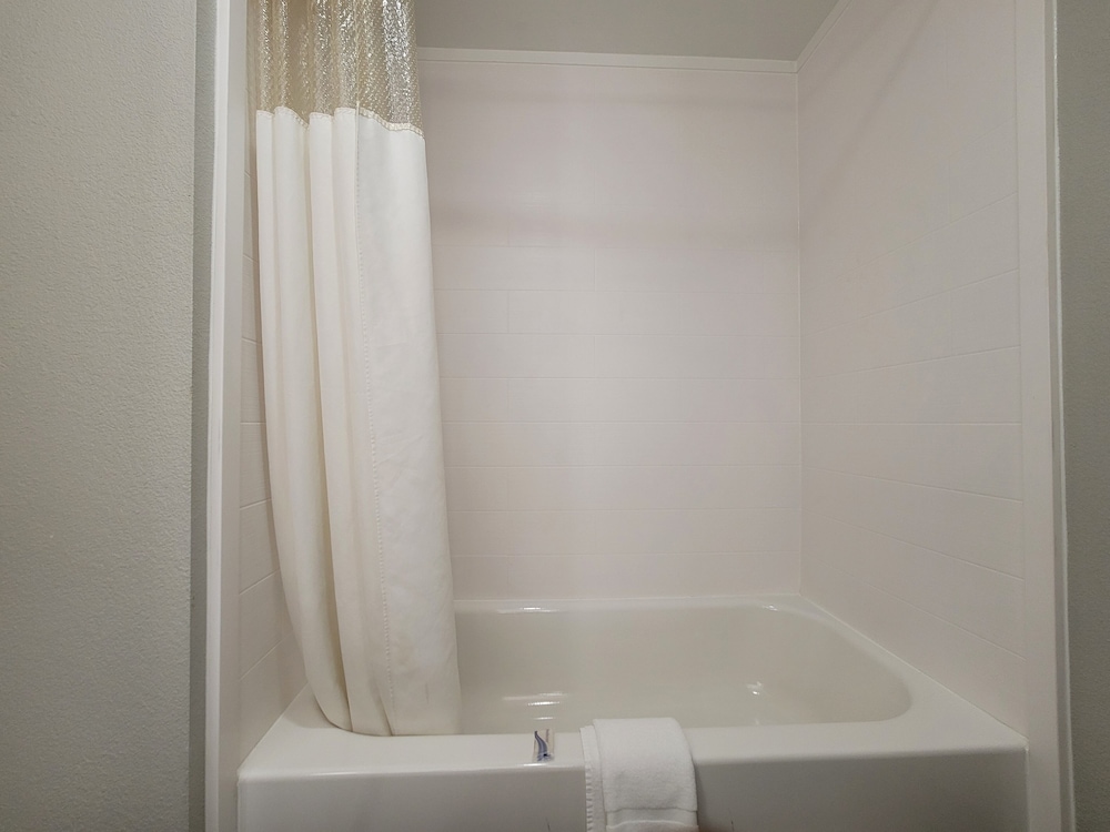 Clarion Pointe Franklin Nashville Area - photo 25