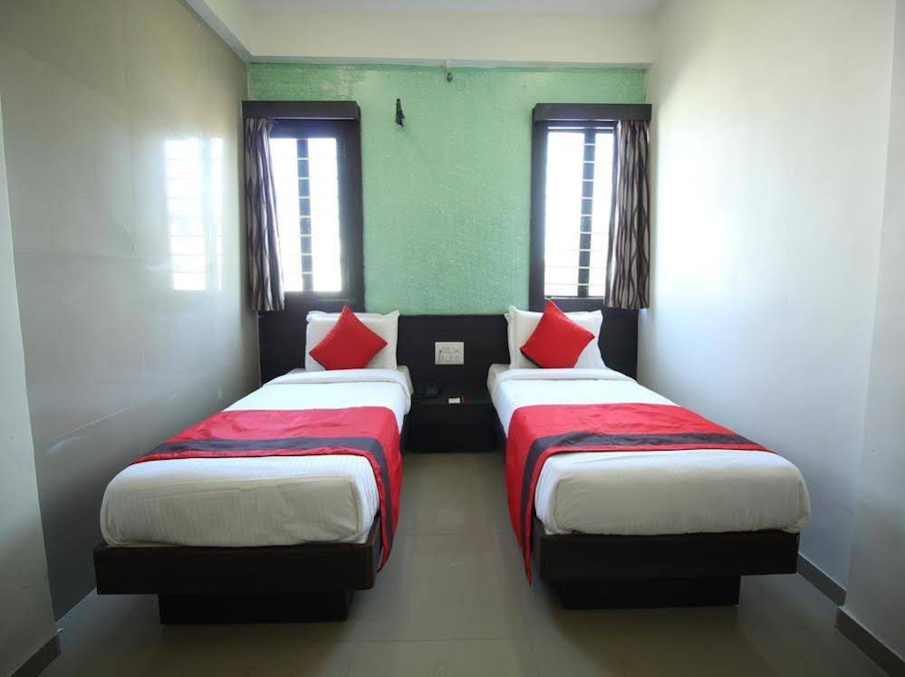 OYO Rooms Sahkari Jin Cross Road — Himatnagar — photo 5