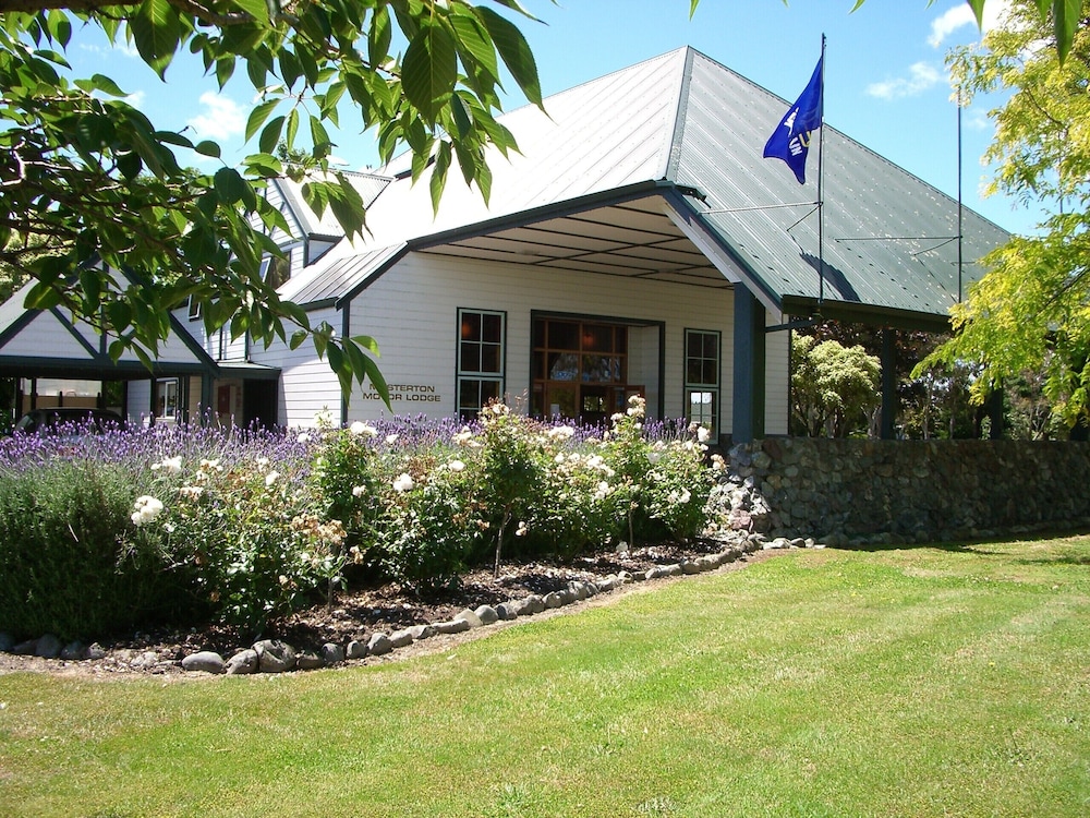 Masterton Motor Lodge — 4-Star Luxury Hotel in Masterton, New Zealand
