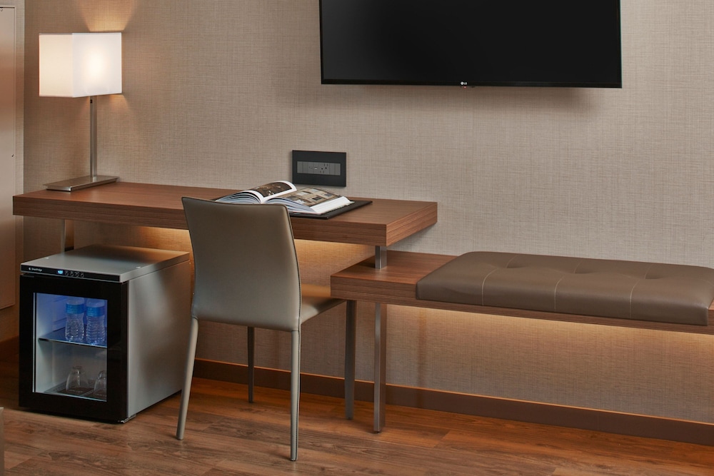 AC Hotel by Marriott Minneapolis Downtown - photo 16