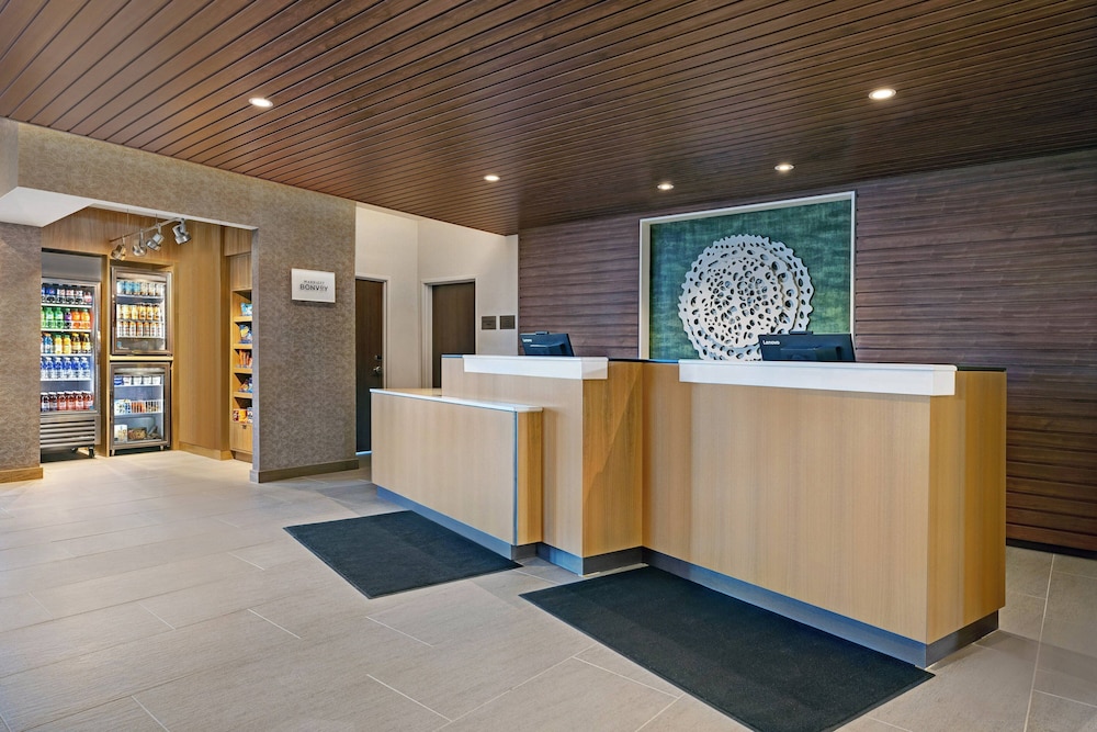 Fairfield Inn & Suites by Marriott Denver Airport at Gateway Park - photo 6
