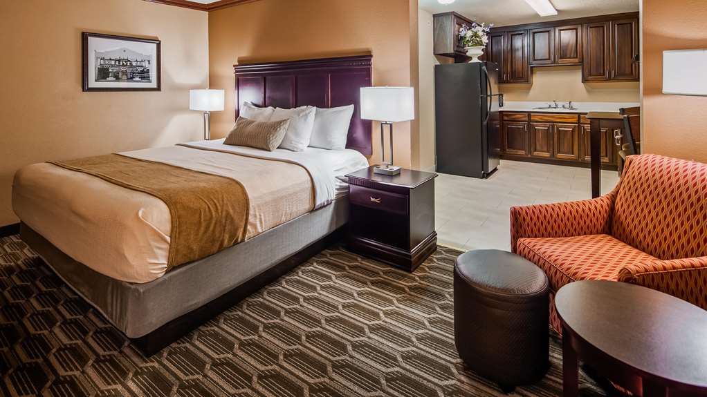 Best Western Granbury Inn & Suites - photo 8