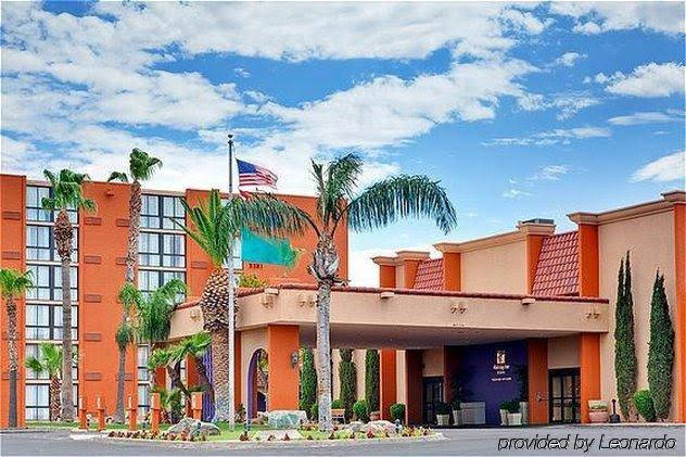 Holiday Inn Hotel & Suites Tucson Airport North - photo 21