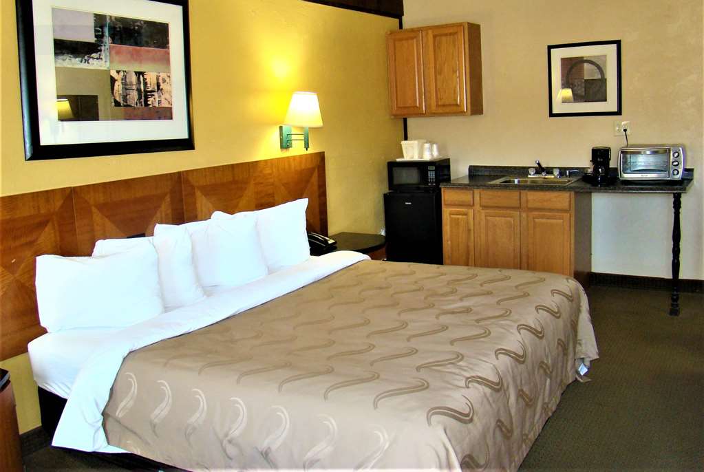 Baymont by Wyndham Front Royal Near Shenandoah National Park - photo 11