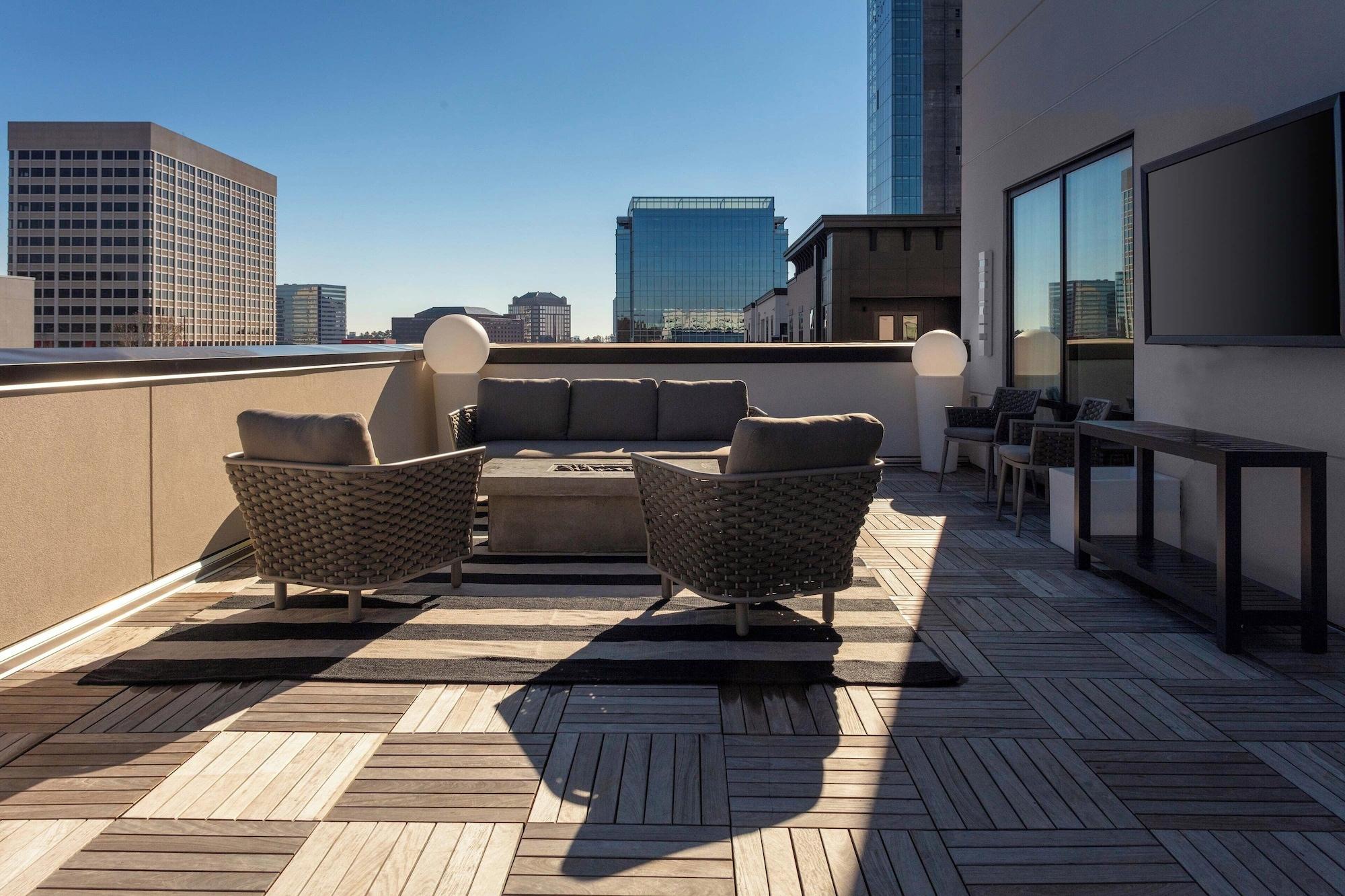 Aloft Atlanta at The Battery Atlanta - photo 14
