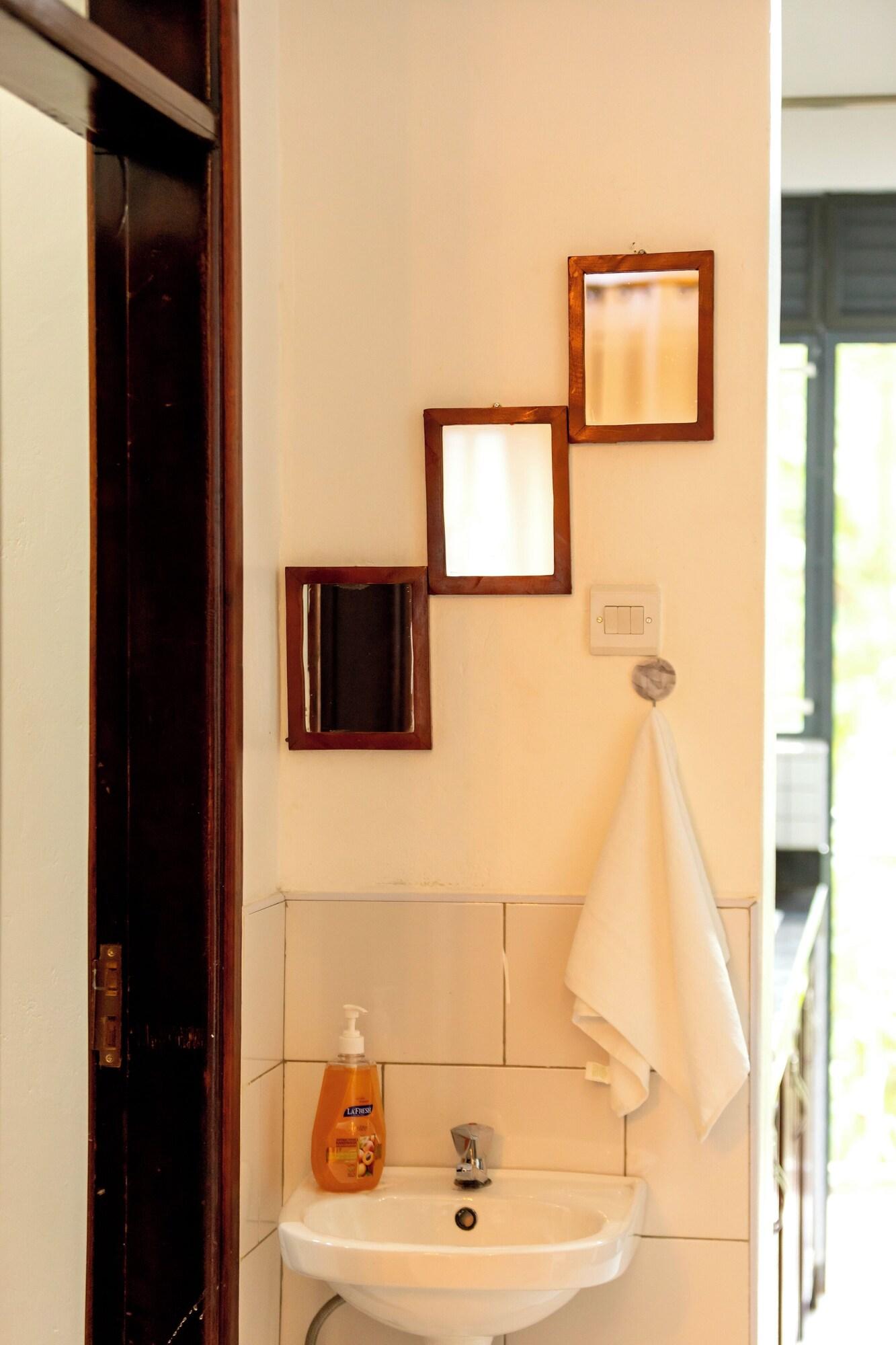 Shirleyz Cozy Haven a delightful apt in Jinja City — 4-Star Luxury Hotel in Jinja, Republic of Uganda