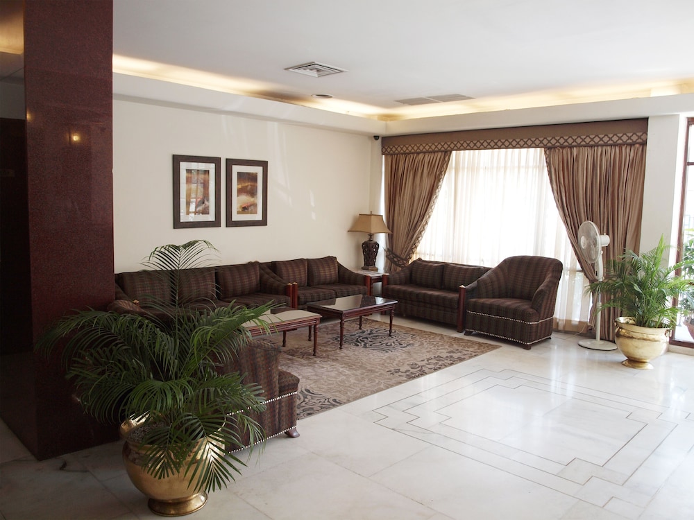 Fabhotel BMK Greater Kailash