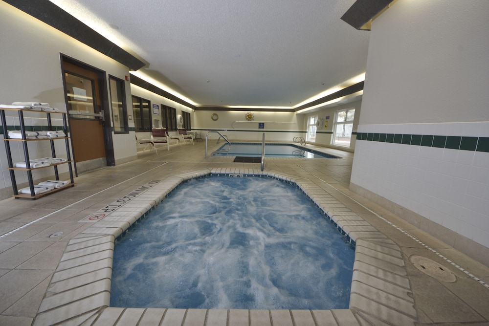 Days Inn & Suites by Wyndham Airport Albuquerque - photo 31
