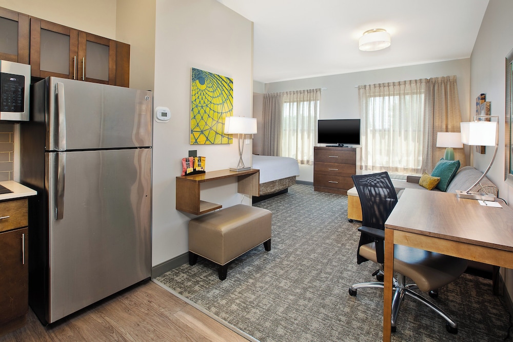 Staybridge Suites Auburn Hills by IHG - photo 10