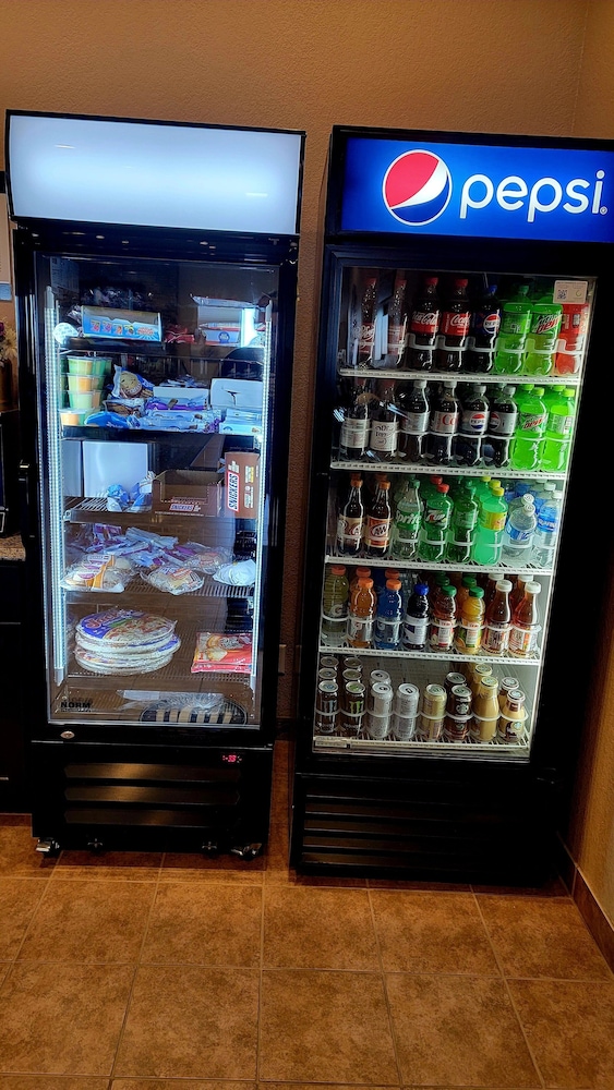 Cobblestone Inn & Suites Maryville - photo 71