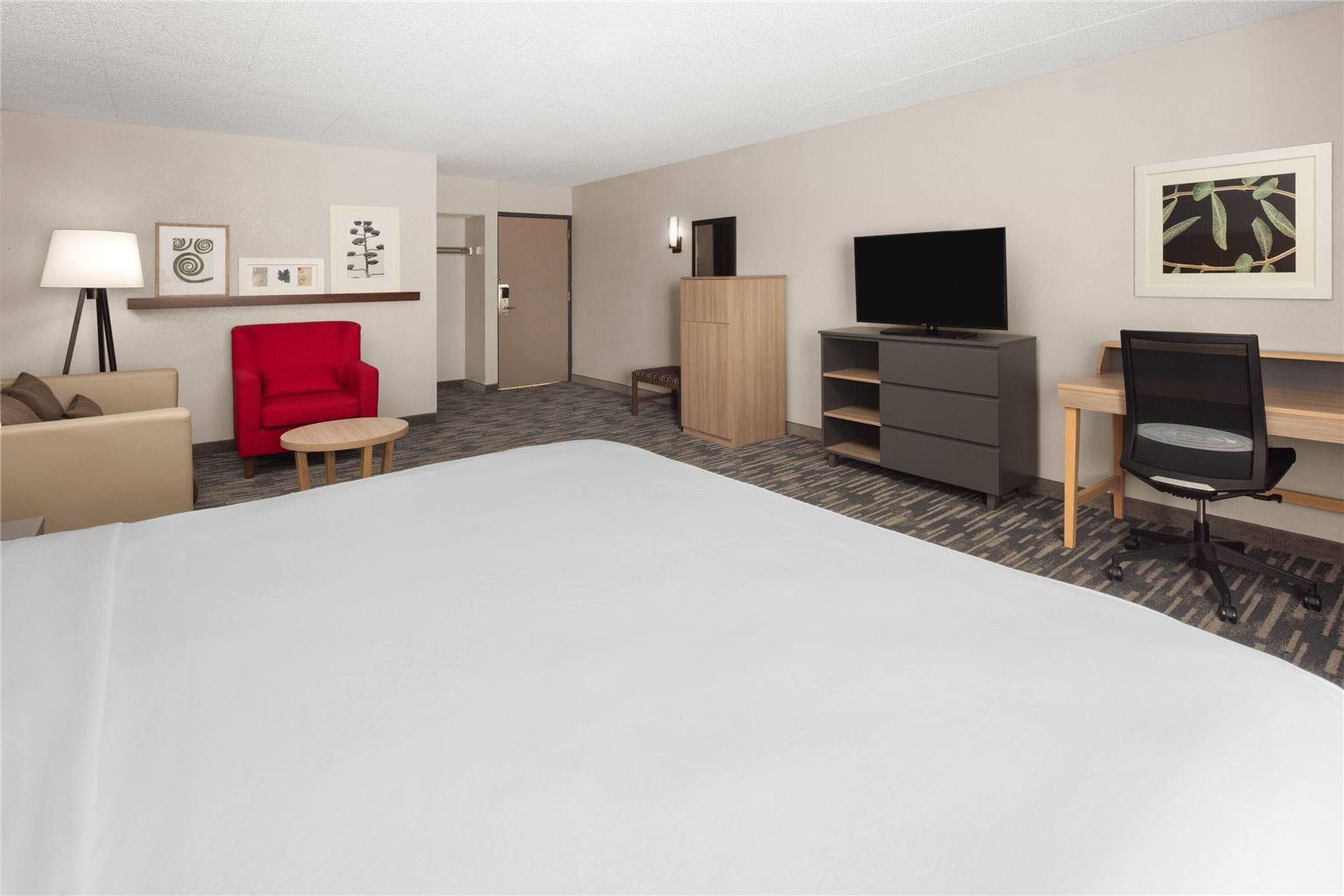 Wingate by Wyndham Lincoln Airport East I 80 - photo 28