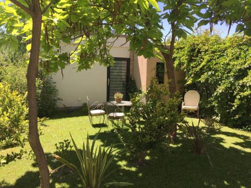 Casa Los Fresnos — 4-Star Luxury Hotel in Lujan, Argentina