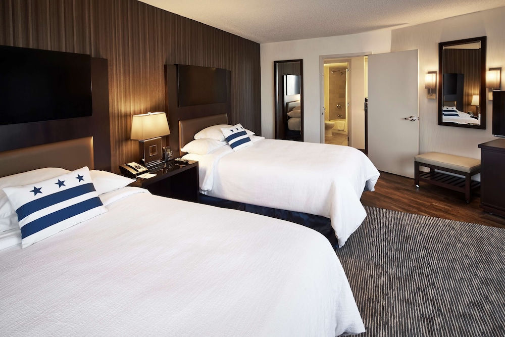 Embassy Suites by Hilton Washington DC Chevy Chase Pavilion - photo 17