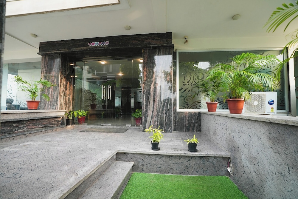 Interglobe Oasis