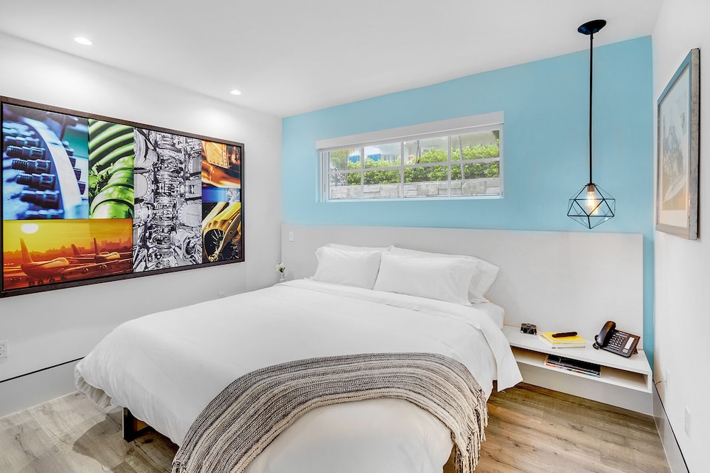 Ocean Treasure Beachside Suites - photo 9