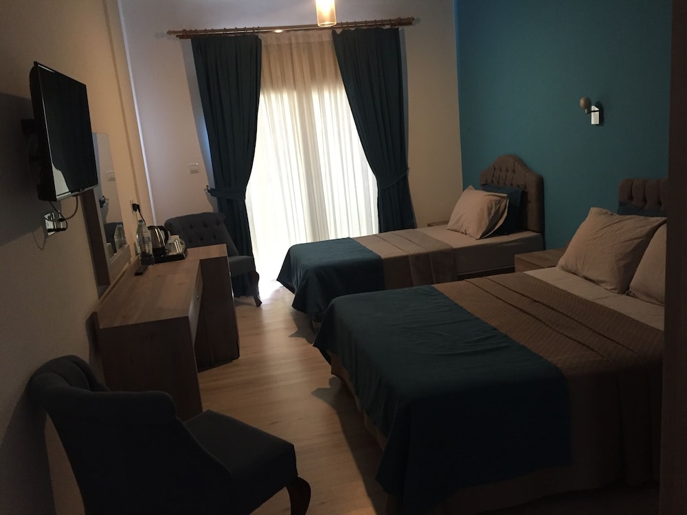 Livana Hotel — Rizokarpaso — photo 4