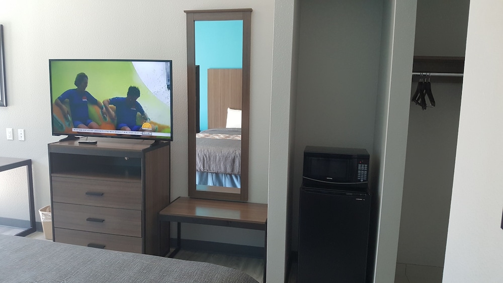 Haven Inn & Suites Willowbrook - photo 7