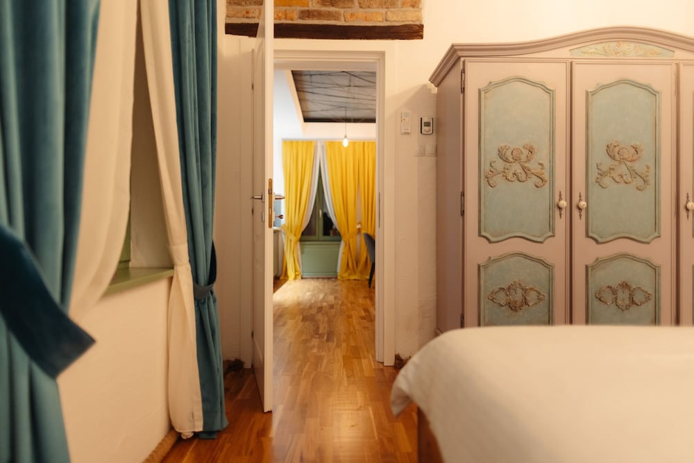 Aparthotel Casa 1901 in Baia Mare, Romania