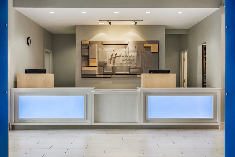 Holiday Inn Express & Suites Philadelphia Mt. Laurel by IHG - photo 2