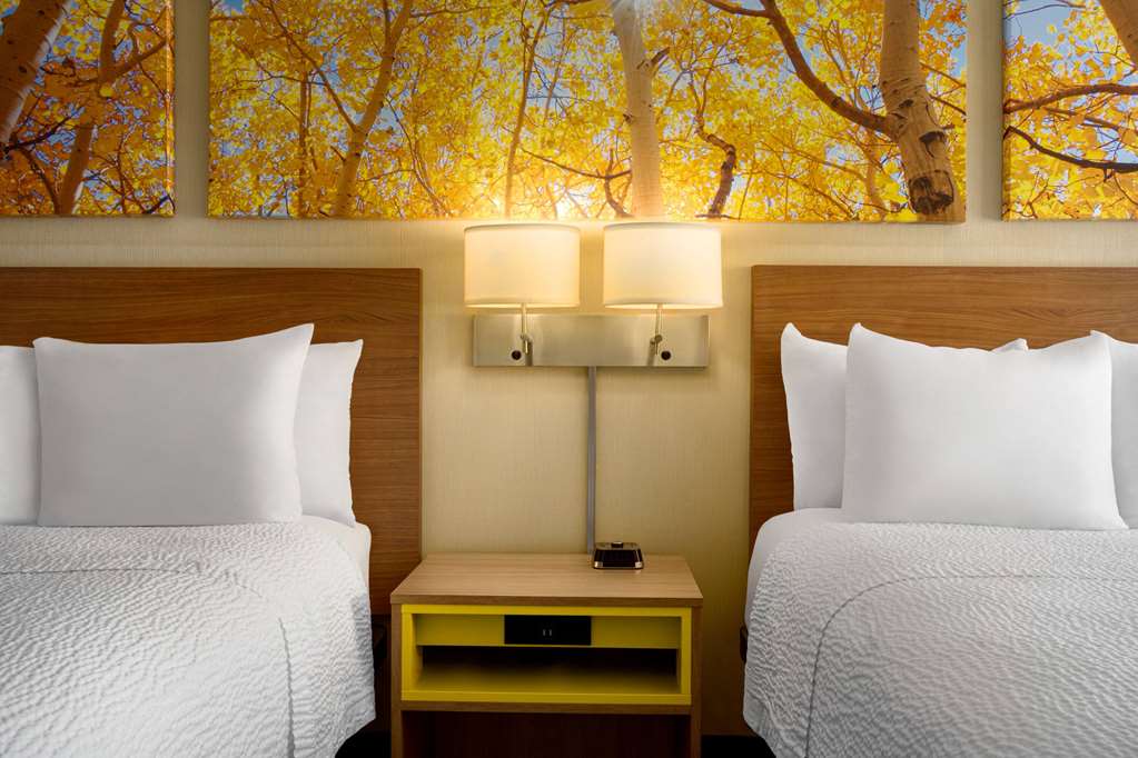 Days Inn by Wyndham Carbondale - photo 16