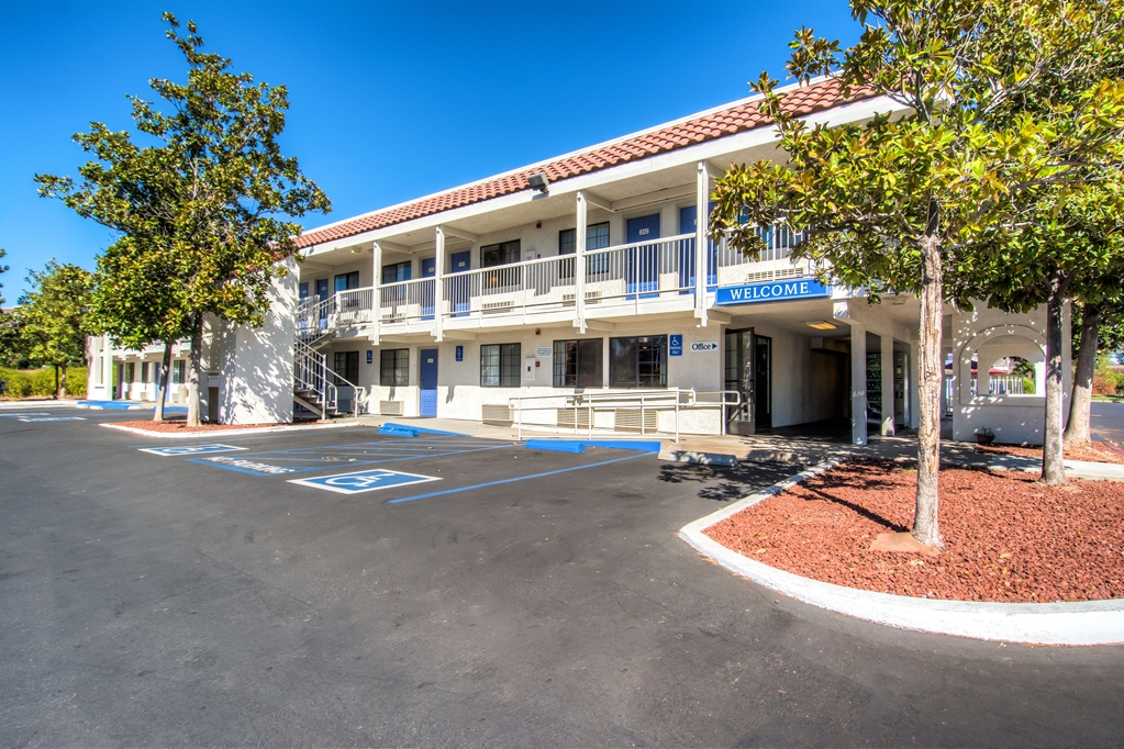 Motel 6 Redding CA South - photo 5