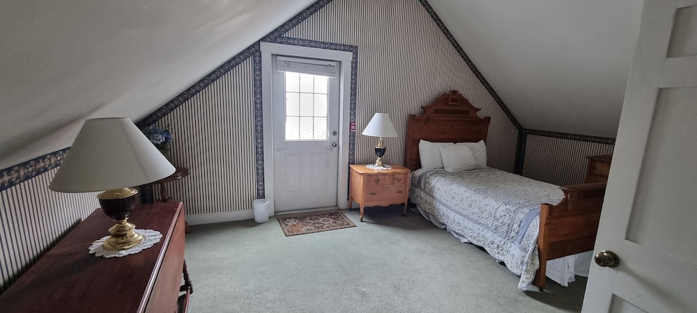 Old Orchard Beach Inn - photo 51